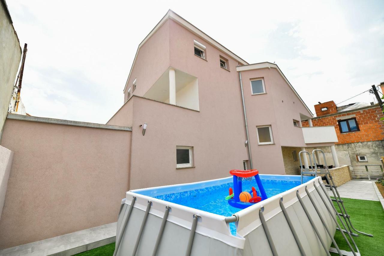 Modern Holiday Apartment "Libra" With Swimming Pool Posedarje Exterior photo